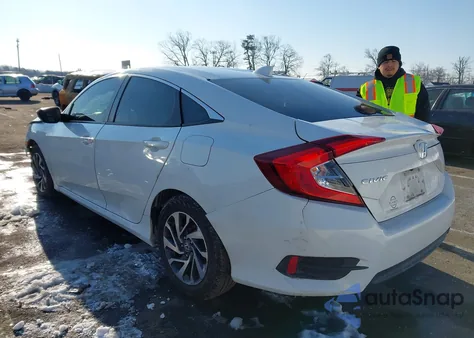 2018 Honda Civic Ex z USA, uszkodzony, nr VIN 2HGFC2F73JH507541